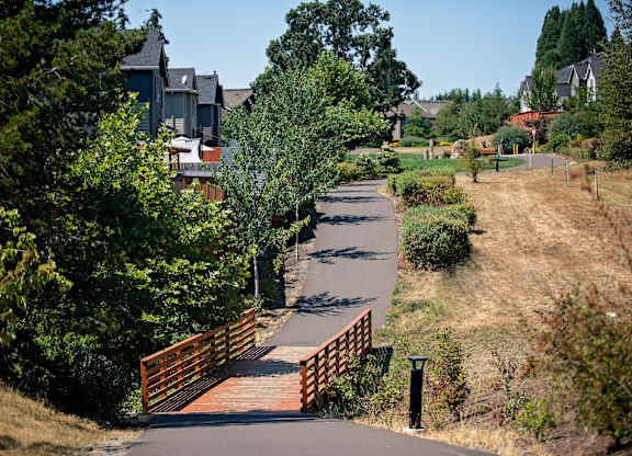 OR_HappyValley_TheElwood_Neighborhood2