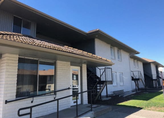 Evergreen Ridge_Apartment Exterior