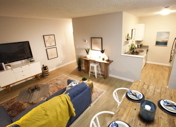 Evergreen Ridge_Richland WA_Apartment Living Room and Dining Room2