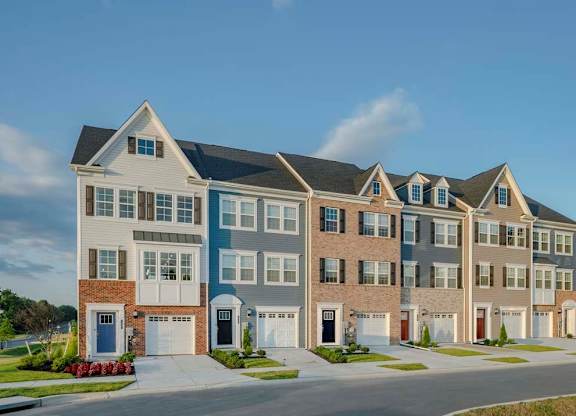 EVOLV at Stonehaven Townhomes in White Plains, Maryland Exterior