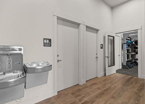 FirGrove_Vancouver_WA_Amenities_LockerRooms