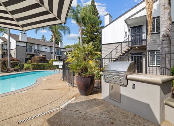 Hazel Ranch Apartments in Fair Oaks, California BBQ and Pool