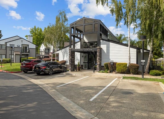 Hazel Ranch Apartments in Fair Oaks, California Exterior