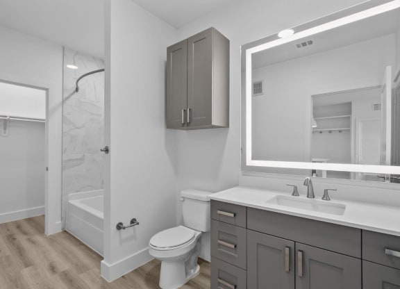 Lenox Katy Crossing Bathroom with Bathtub