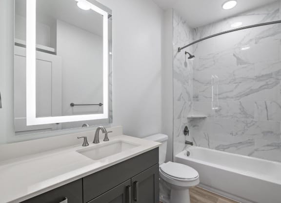 Lenox Katy Crossing Bathroom with Bathtub