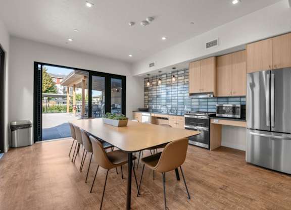 Meritage West Apartment Homes in Boise, Idaho Clubhouse Kitchen