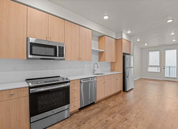 Meritage West Apartment Homes in Boise, Idaho Kitchen and Living Room