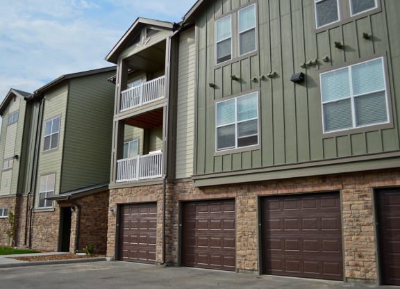 North Gate Apartment Homes Exterior and Garages