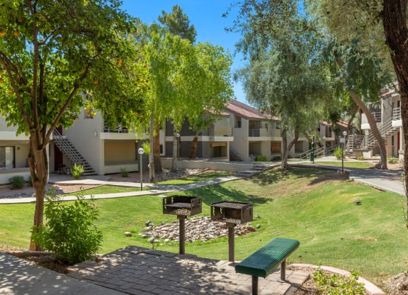 North Mountain Village Courtyard Grilling Area