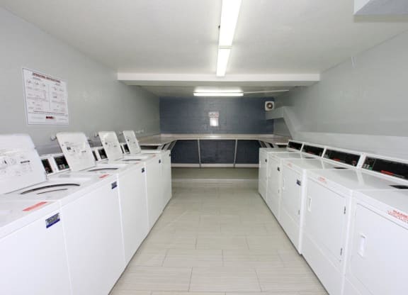 Ocean Breeze Villas Laundry Facility