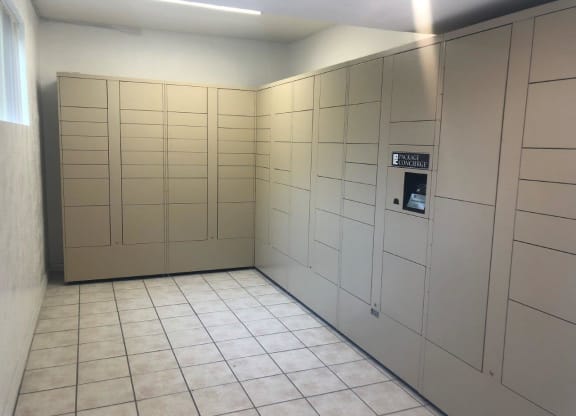 Ocean Breeze Villas Mail Room