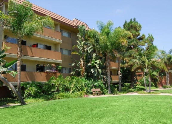 Ocean Breeze Villas Exterior