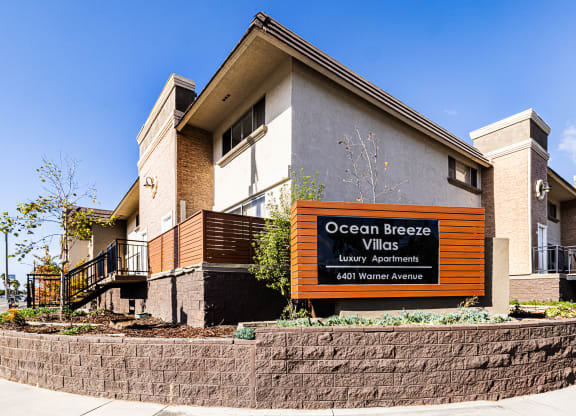 Ocean Breeze Villas Exterior