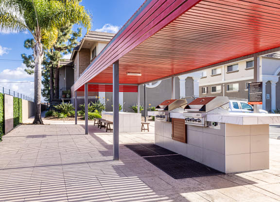 Ocean Breeze Villas BBQ Area