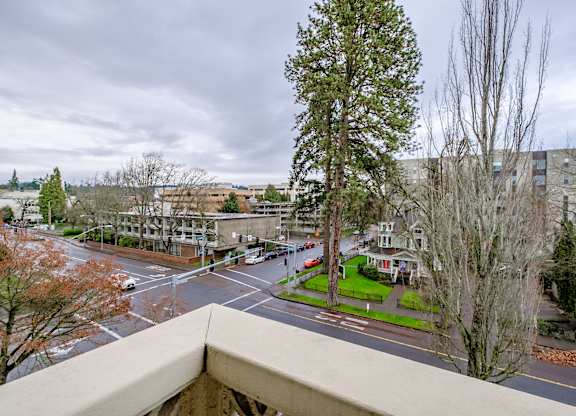 PattersonTower_Eugene_OR_Balcony