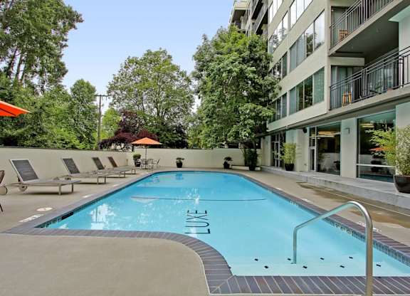 Luxe at Meridian Apartments Pool