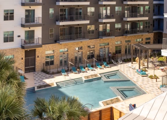 Heritage Plaza Amenities