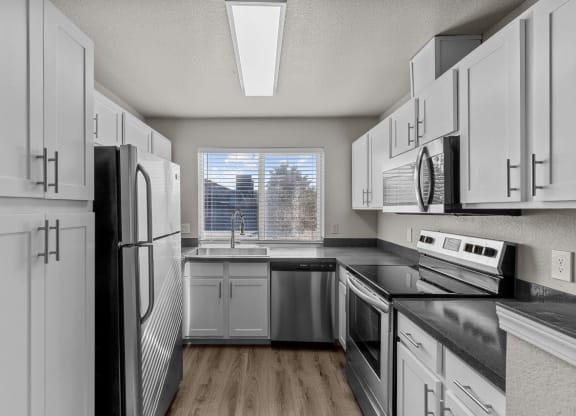 Riverpointe Apartments in Richland, Washington Kitchen