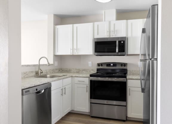 Riverpointe Apartments Model Kitchen