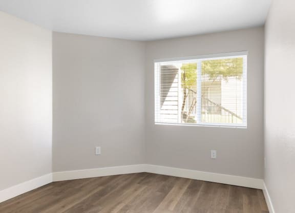 Riverpointe Apartments Model Bedroom