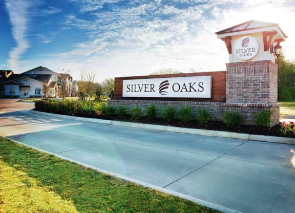 Silver Oaks Monument Sign