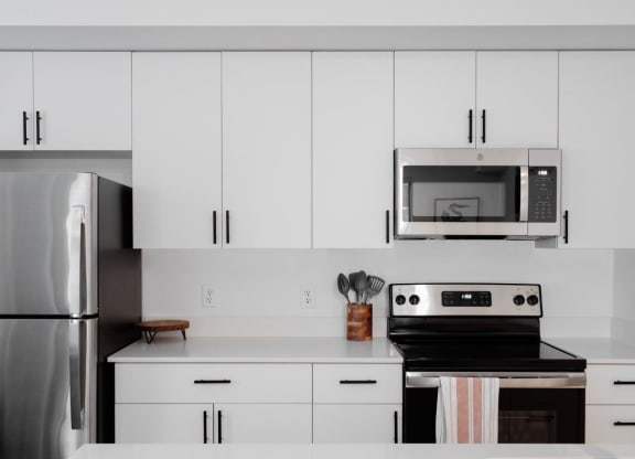 South Ridge Apartments Model Kitchen