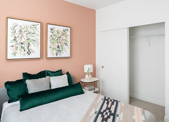 South Ridge Apartments Model Bedroom