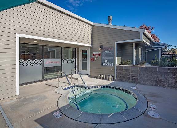 The Alexandar Hot Tub
