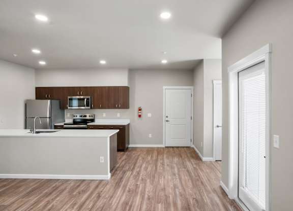 Kitchen Area at Spring Woods Apartments, Salem, 97305