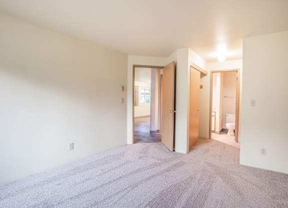 Stonesthrow Apartments Bedroom with Attached Bathroom