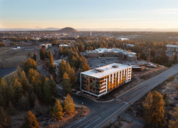 Strata_Bend_OR_Exterior_aerial