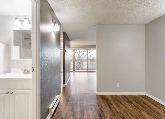 Luxe at Meridian Apartments Studio Entry
