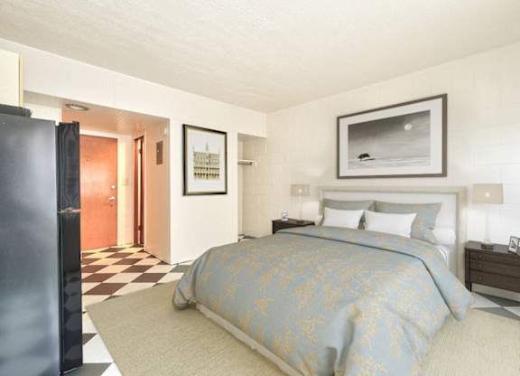 The Hudson Apartments Model Bedroom and Entryway