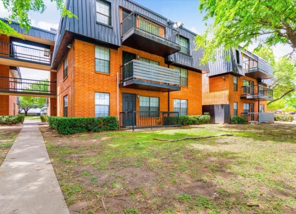 The Annex Apartments Exterior