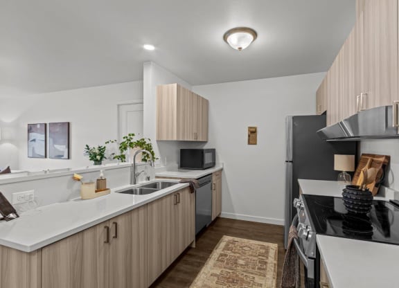 The Banks on Bradley Apartments in Richland, Washington Model Kitchen