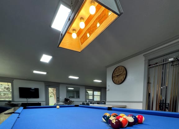 The Clairmont Apartments in Eugene, Oregon Pool Table
