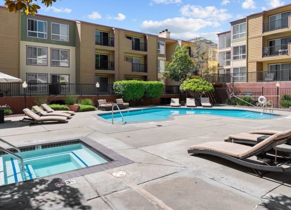 The Crest Pleasant Hill Apartments in California Pool and Hot Tub