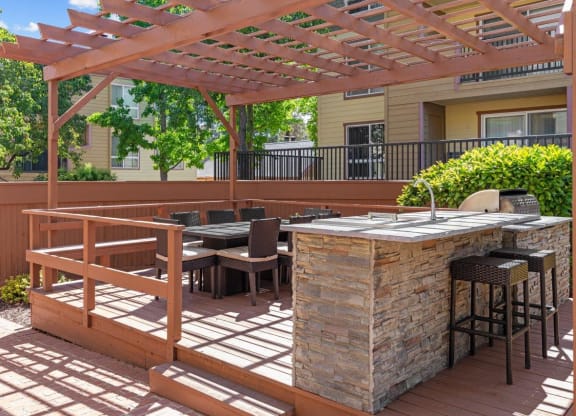 The Crest Pleasant Hill Apartments in California Patio with BBQ Grills