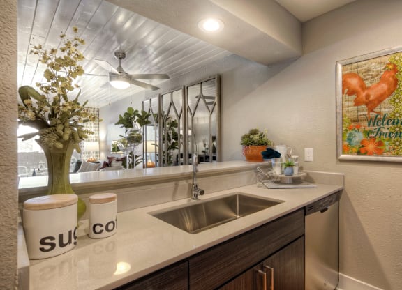 The Icon on Central Apartments in Phoenix, Arizona Model Kitchen