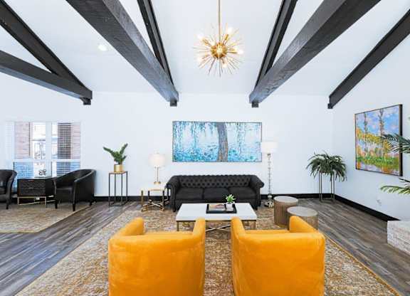 The Monet Apartments in Dallas, Texas Clubhouse Lounge