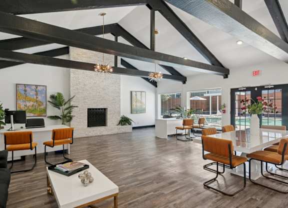 The Monet Apartments in Dallas, Texas Clubhouse Lounge
