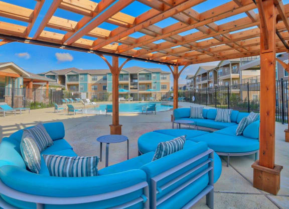 Volar Apartments Pool and Patio