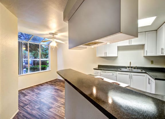 Orchard Ridge Kitchen and Dining Room