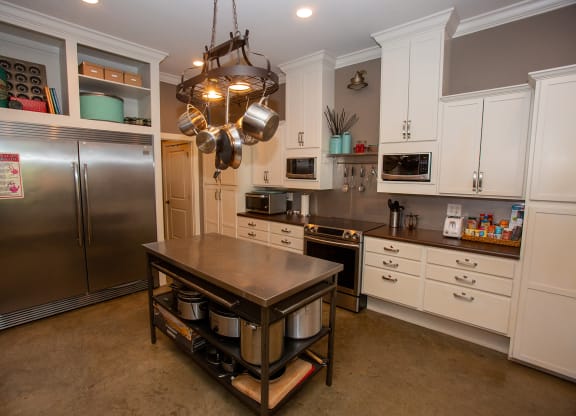 Walton Crossing Apartments Clubhouse Kitchen