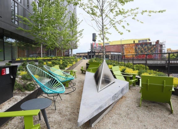Yard Apartments Fire Pit