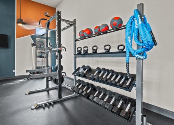 Redbird Ridge Apartments Weights