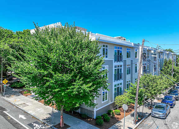 Exterior shot of the building at 7 Cameron Apartments, Cambridge, MA