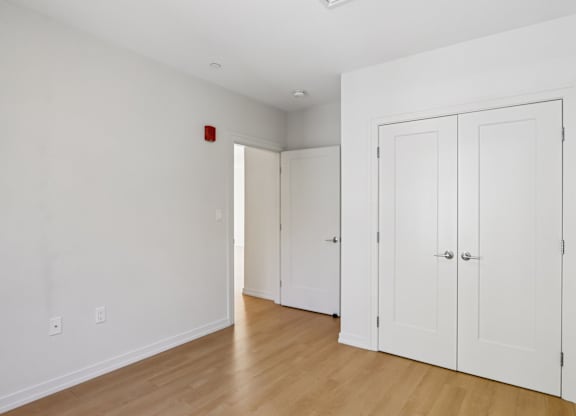 Bedroom with Closet at Park77 Apartments, Massachusetts
