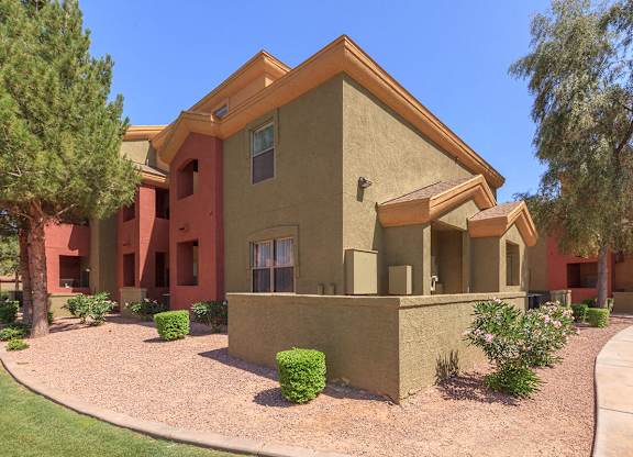 Building Exterior View at San Lucas Apartments, Tolleson