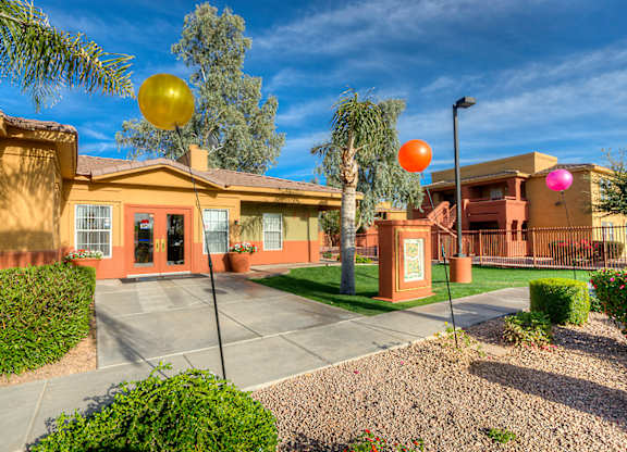 Exterior View at San Bellino Apartments, Arizona, 85303
